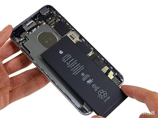 iPhone换电池，是选择原装电池还是换第三方电池呢？