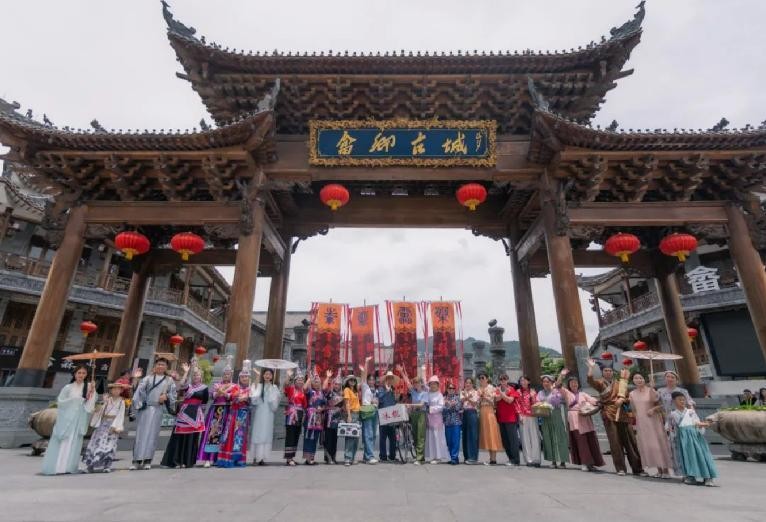 当畲风邂逅国潮！来景宁，赴一场奇妙的穿越之旅