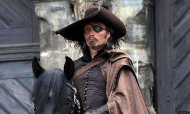 海盗船长为什么都是一只眼, 里面究竟有什么秘密?