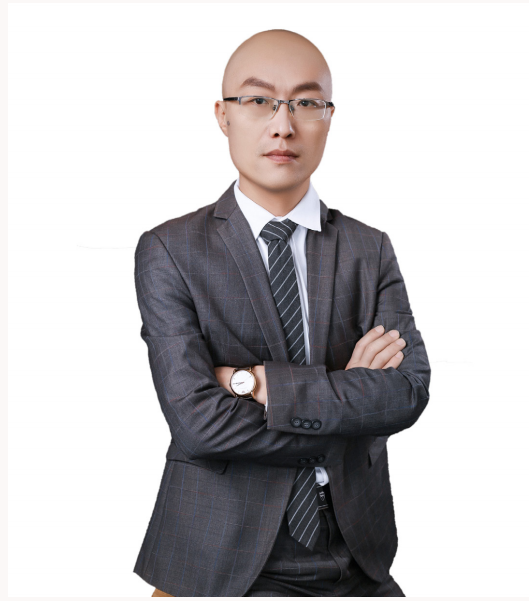 恒康实业集团董事长梅东