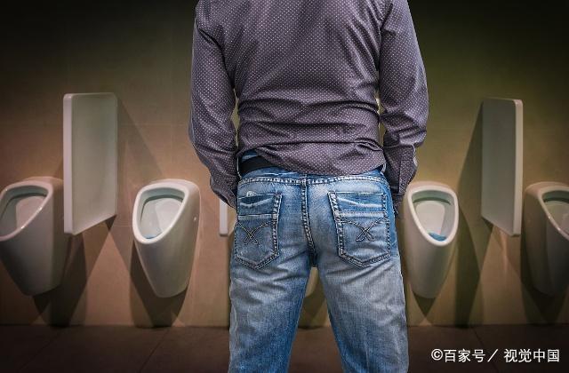男人“小便分叉”是什么原因造成的？可能和这2点有关！