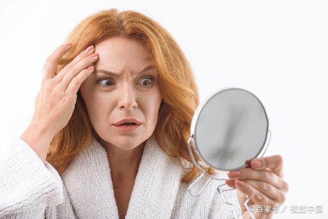 女人吃什么补胶原蛋白？医生：这5类食物，吃出好气色，更显年轻